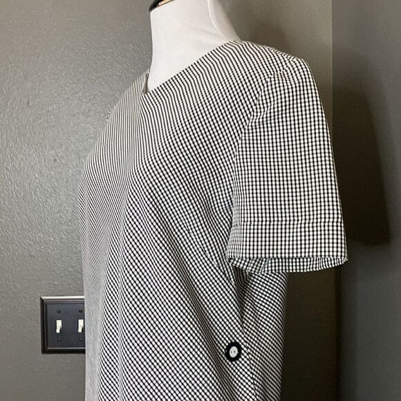 Vintage Lizwear Black and White Gingham Mod Dress Short Sleeve Side Button - Picture 2 of 11